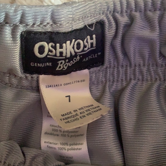 Grey basketball shorts - Picture 2 of 3